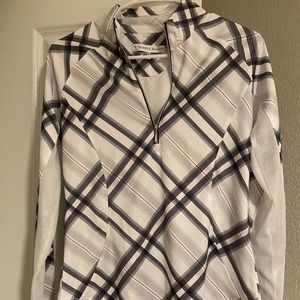 White pattern athletic jacket.Mesh inserts on side